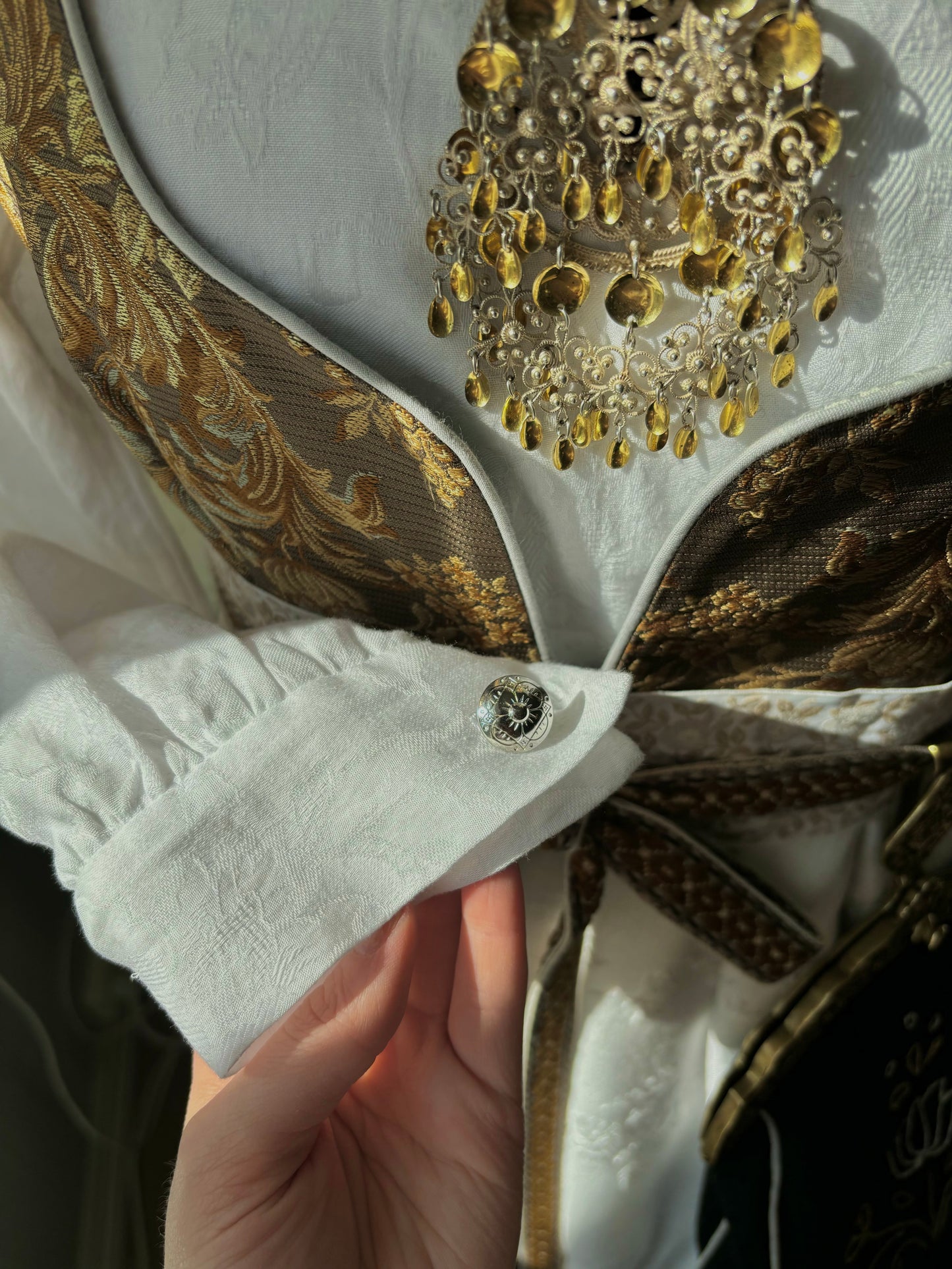 Fantasistakk i gyldne farger (strl. XS-XL) - RESERVERT