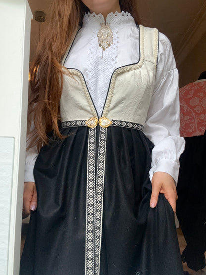 Fantasistakk i hvit (strl. XS-XL) Julesalg!!