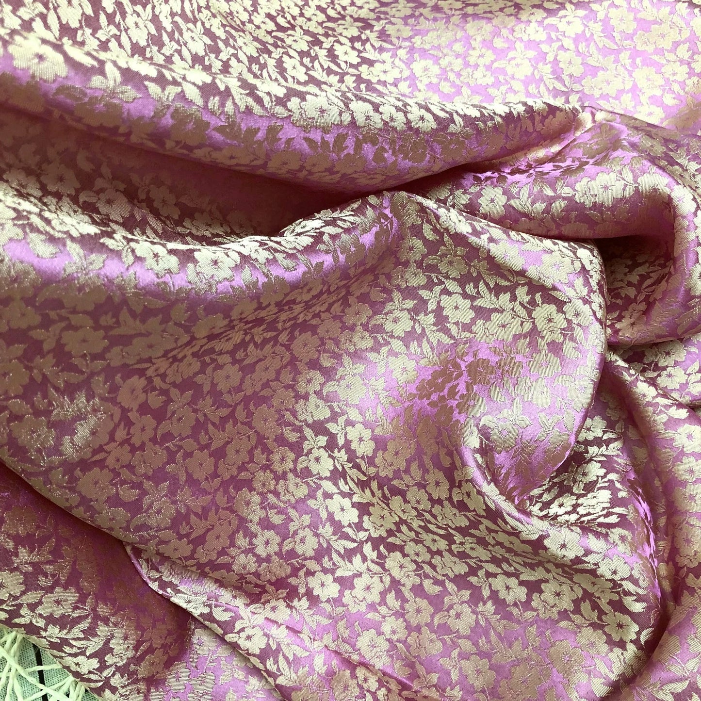 Bunadskjerf - Silkeskjerf - rosa #1